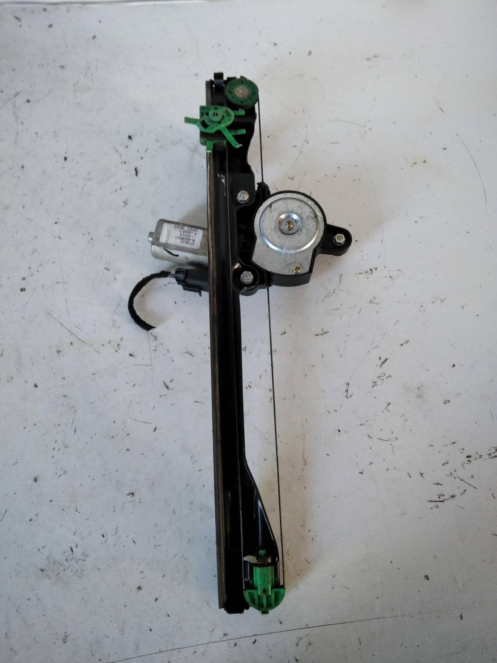 Alzacristallo elettr. porta ant. sx.